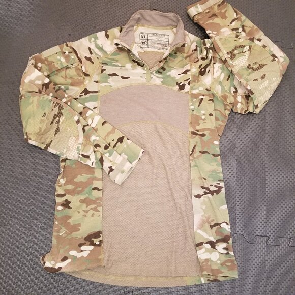 LAST ONE!   EUC X-Large ARMY COMBAT SHIRT, 1/4 ZIP, FLAME-RESISTANT, MULTICAM - Picture 2 of 12